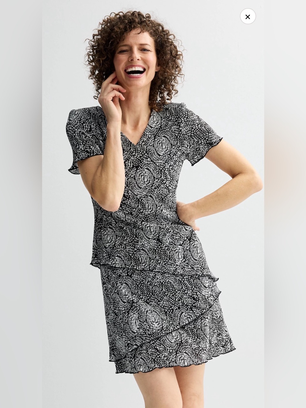 Petite Connected Apparel Pleated V Neck Short Sleeve Tiered Navy Dress 6 P NWT